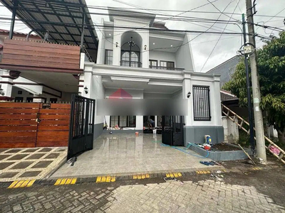 FOR SALE RUMAH BARU AMERICAN CLASSIC STYLE di PBI ARAYA.Lokasi strateg