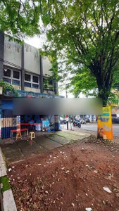 Ruang usaha disewakan di jalan poros kota Malang Letjend Sutoyo Purwan