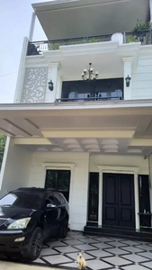 Rumah 3 Lantai Full Furnished Jagakarsa Jakarta Selatan