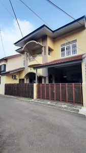Rumah Asri Dikampung Utan Dalam Komplek Dekat Gatte Toll Bintaro