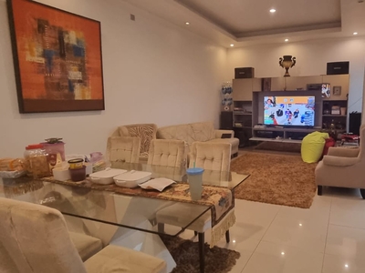 Dijual Rumah Bagus Siap Huni di Cluster Kebayoran Residence Binta