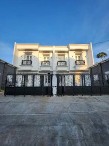 Rumah Baru Design Classic Modern Dalam Komplek