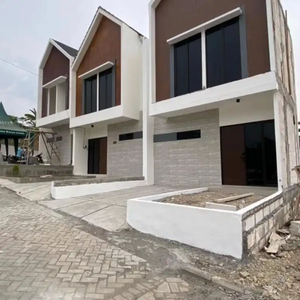 rumah baru gresik dekat Raya Wringin Anom