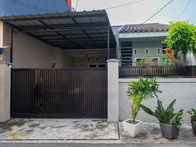 Rumah Cantik Minimalis Siap Huni Tanah Lega dekat SMA 47 Jaksel