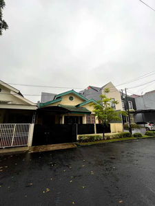 Rumah Dijual Turun Harga di Bintaro Sektor 9 Tangerang Selatan