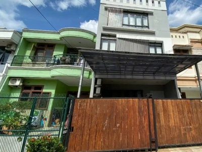 Dijual Rumah Kelapa Molek, Kelapa Gading Luas 102m2