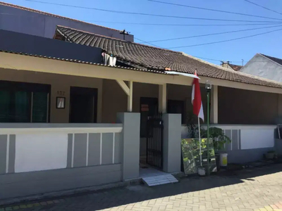 Rumah kontrakan / sewa daerah rewwin waru sidoarjo