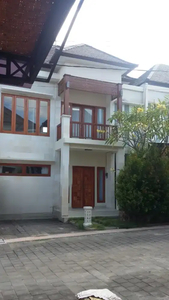 Rumah Lantai 2 Minimalis Modern Di Denpasar Barat