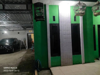 Rumah murah carport luas