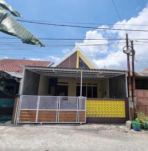 Rumah murah siap pakai dekat pintu tol klodran colomadu