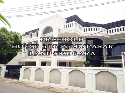 Rumah Semi Villa di Gatsu Tengah American Style di Denpasar Bali