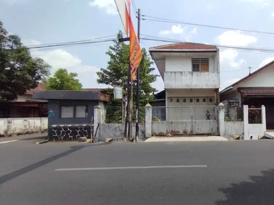 Rumah Sewa 2 Lantai Pinggir Jalan, Mersi Purwokerto Timur