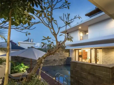 Villa Full furnish dijual di Nusa Dua Bali