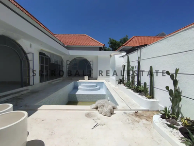 Yearly Rent Brand New 2 BR Unfurnished Villa In Berawa Canggu