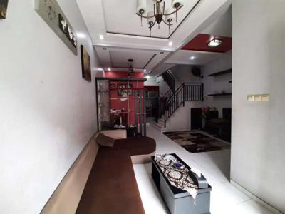 DIJUAL RUMAH DI KEMAYORAN