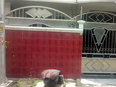 Dijual Rumah 2 lantai SHM di Darmo Indah Sari Surabaya