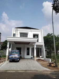 Dijual Rumah Baru Klasik Mewah Cluster Cosmo The Icon Bsd City