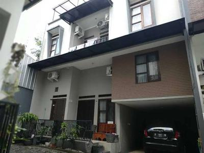 Dijual Rumah Cluster Semi Furnsih di Kecapi Jagakarsa Jakarta Selatan