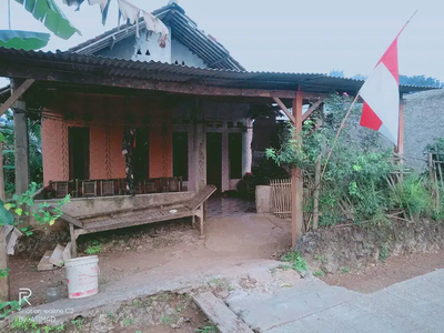 Dijual Rumah kampung + Tanah di cileungsi Bogor