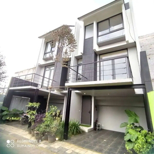 Dijual Rumah Type Executive Cluster Kahfi Park Residence Jagakarsa