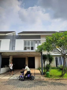 Disewakan rumah murah 2lantai di Cluster Palm Spring JGC siaphuni