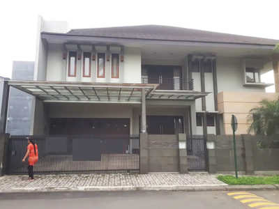 Jual Rumah Mainroad Singgasana Pradana Bandung . Kompleks Elite