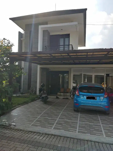Rumah Bagus di Grand Sharon Soekarno Hatta akses tol Buah batu SHM