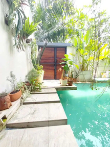 Rumah Cantik Dengan Model Villa Pondok Indah