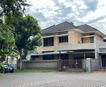 Rumah Graha Famili Minimalis Kondisi Terawat Surabaya Barat