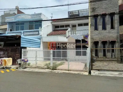 RUMAH JALAN LEBAR LOKASI DI JANUR ASRI AREA KELAPA GADING, JAKARTA UTA