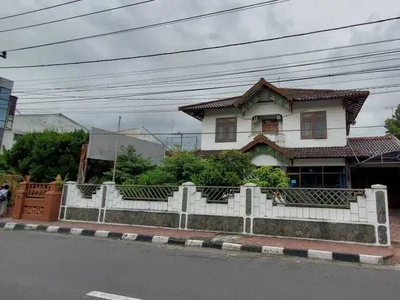 RUMAH LUAS DEKAT MALIOBORO, GOWONGAN, JETIS, JOGJA