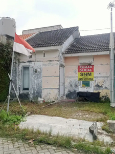 Rumah minimalis tidak terpakai