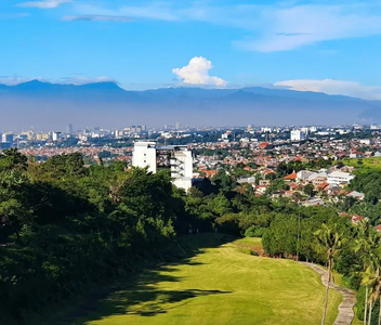 Rumah nyaman view kota & view gunung di Dago resort