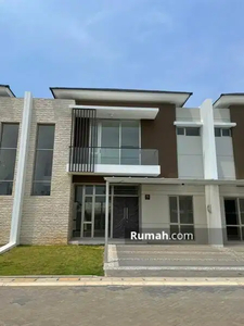 RUMAH PIK 2 DIJUAL UK 10X15 VIEW DANAU 2 LANTAI DI CLUSTER BAGUS MURAH