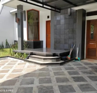 Rumah Sewa Batununggal fullyfurnished 2 lantai