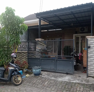 Rumah Siap Huni Dekat Puri Indah di Graha Kota Sidoarjo