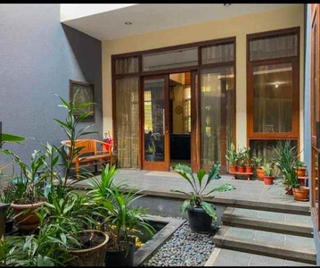 Rumah Mewah Turangga Dekat Suryalaya Buah Batu Bandung Rp 95000000