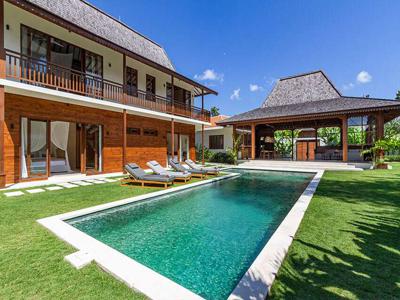 Sewa Harian Villa Private 4 Kamar Tidur di Kerobokan Bali - BVI38205