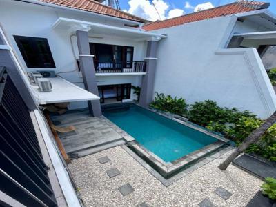 Dijual Villa Cantik Lokasi Strategis Di Seminyak, Bali