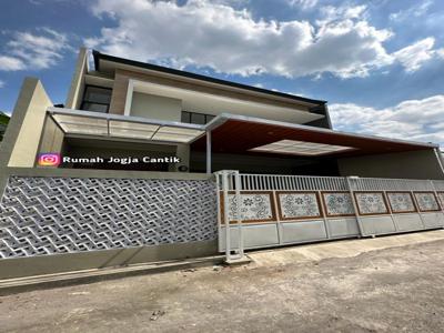 Rumah Mewah Model Minimalis Industrial Dekat UGM, UII