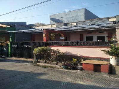 Rumah minimalis di lokasi strategis di Bekasi kota