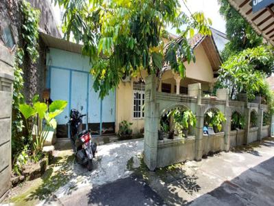 Rumah Second Lokasi Strategis di Laweyan Surakarta (GH)