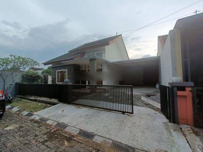 Rumah tengah kota Ungaran siap huni dekat pintu tol Ungaran disewakan di Griya duta mas Kalirejo ungaran timur kab Semarang