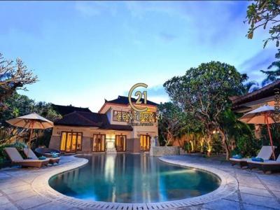 Villa Pribadi Mewah Ada 5 Villa Klasik Modern Lokasi Seminyak