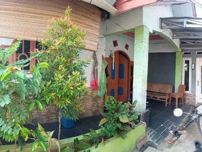 Dijual cepat 2 rumah plus ruko ( Nego Sampe Deal )