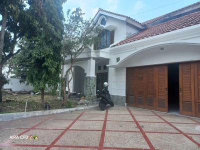 Dijual murah Rumah di bawah NJOP di komplek Arcamanik Endah Bandung