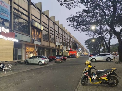 Dijual Ruko Wallstreet Green Lake City Hadap Jl.Boulevard Utama