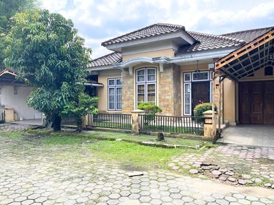 Dijual Rumah 4 Kamar Tidur Jl. Duyung Komplek Villa Duyung Pekanbaru