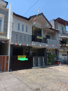 Dijual Rumah Akses Jalan Lebar di Komplek Margahayu Raya Dekat Metro