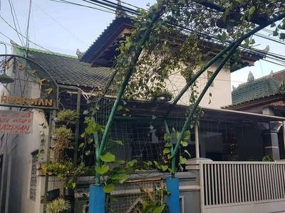 Dijual Rumah Cantik Strategis di Area Suhat, Malang